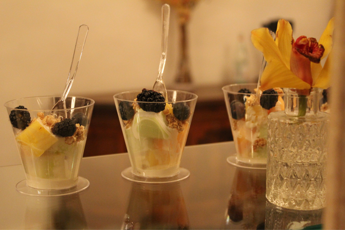 Dining, Menu, Desserts